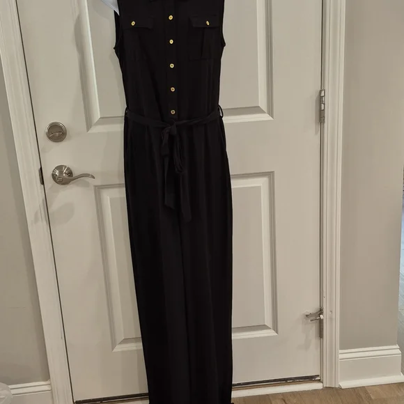 Calvin Klein Black and Gold Maxi Jumpsuit with Wide-Leg Design - Picture 3 of 8